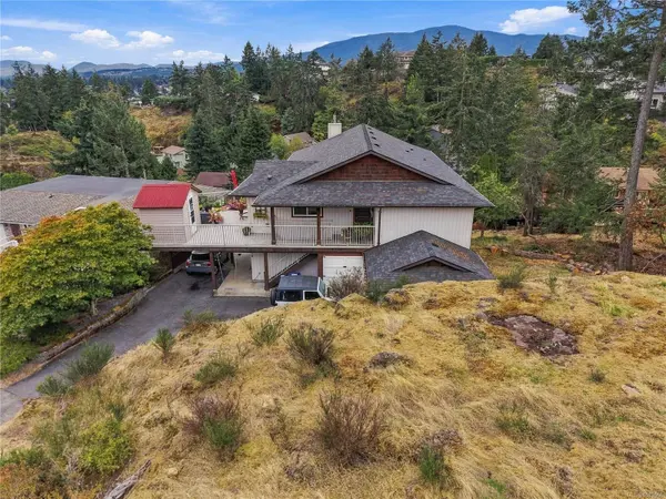3146 Robin Hood Dr, Nanaimo, BC V9T 1P1