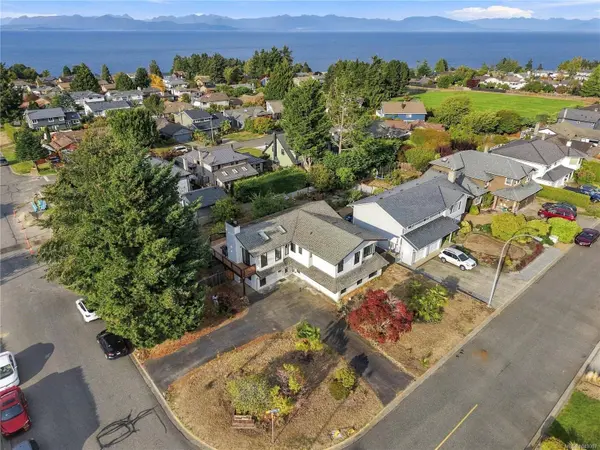 200 Kingfisher Pl, Nanaimo, BC V9V 1A9