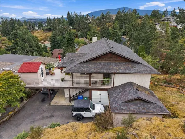 3146 Robin Hood Dr, Nanaimo, BC V9T 1P1