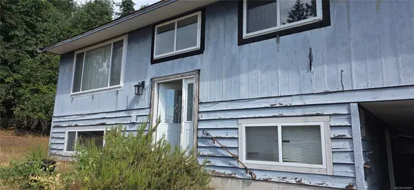 614 Seventh St, Nanaimo, BC V9R 1G2