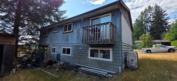 614 Seventh St, Nanaimo, BC V9R 1G2