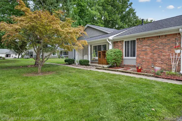 1312 Leisure DR