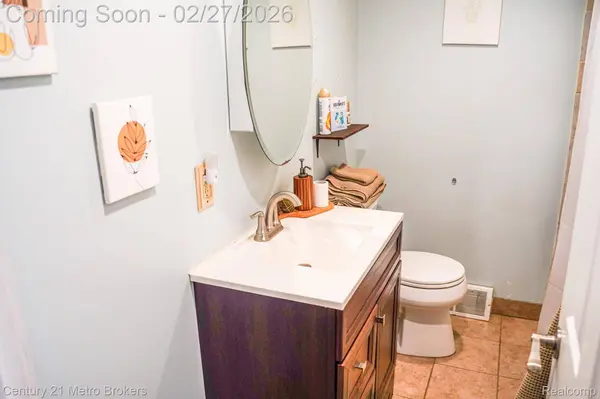 5233 Millington RD, Millington, MI 48746