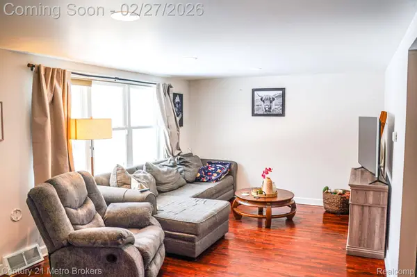 5233 Millington RD, Millington, MI 48746