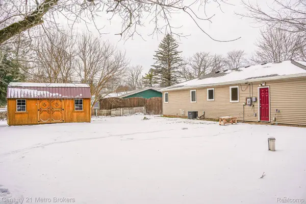 5233 Millington RD, Millington, MI 48746