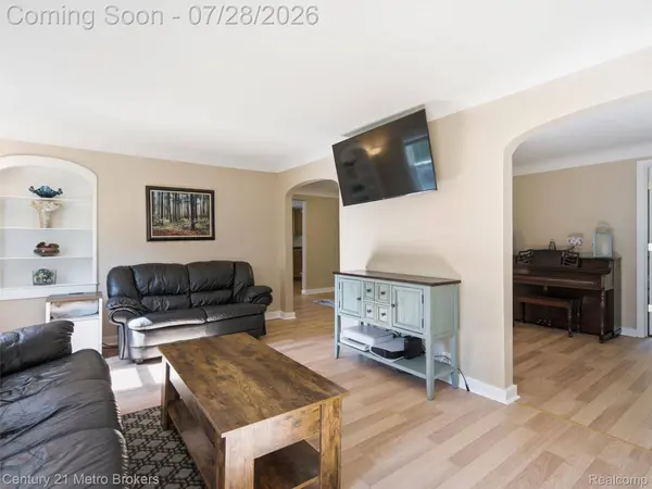 301 Field RD, Clio, MI 48420