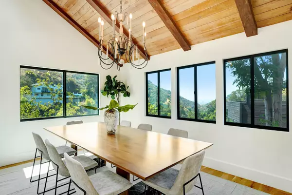 Los Angeles, CA 90046-1748,2506 Zorada Dr