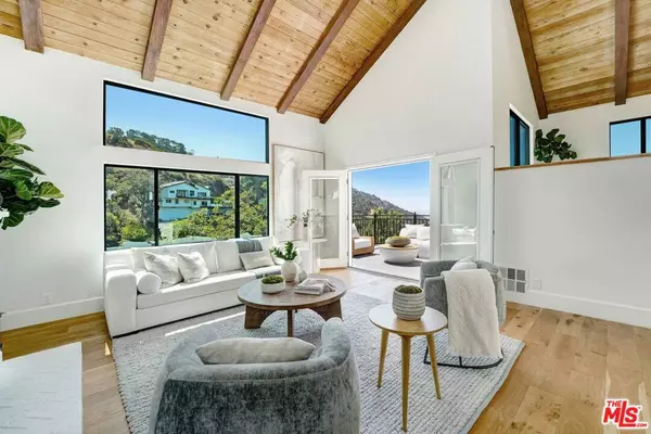 2506 Zorada DR, Los Angeles, CA 90046