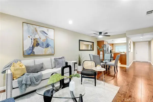 6882 Alondra #26, Paramount, CA 90723