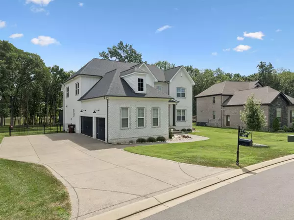 146 Watermill Ln, Lebanon, TN 37087