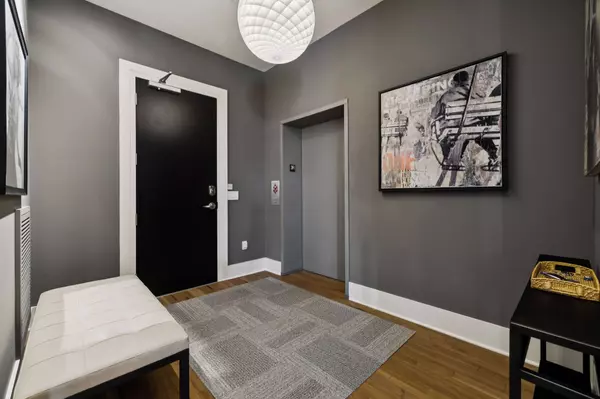 1024 Club View Dr #C302, Gallatin, TN 37066