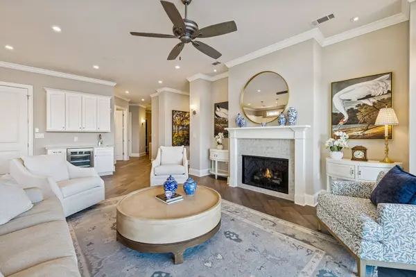 1024 Club View Dr #D202, Gallatin, TN 37066