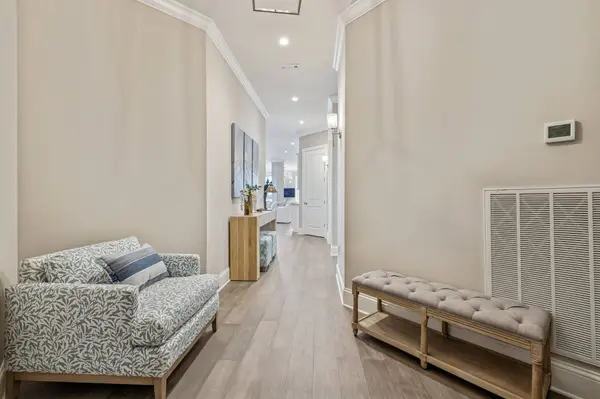 1024 Club View Dr #D202, Gallatin, TN 37066