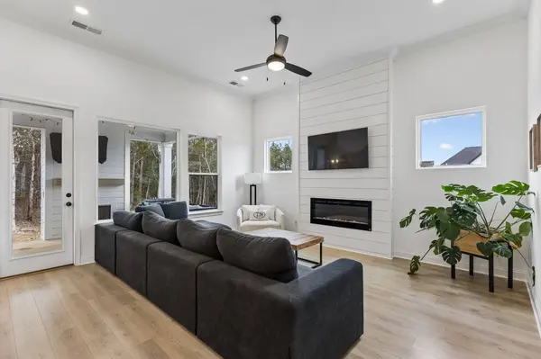 2000 Southern Oak Chase Dr, Smyrna, TN 37167