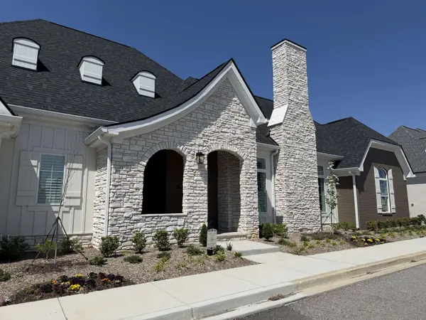 317 Flag Court, Gallatin, TN 37066