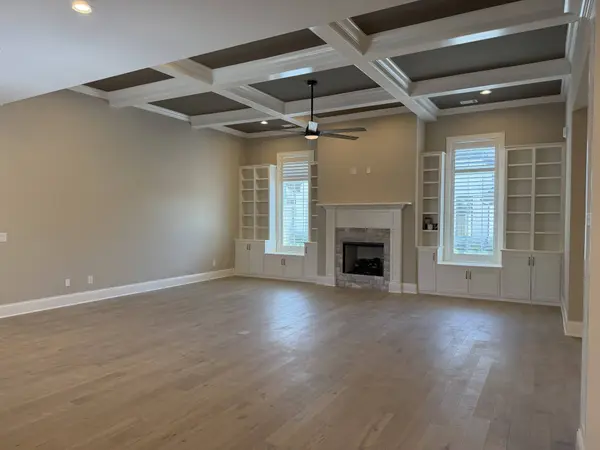 317 Flag Court, Gallatin, TN 37066