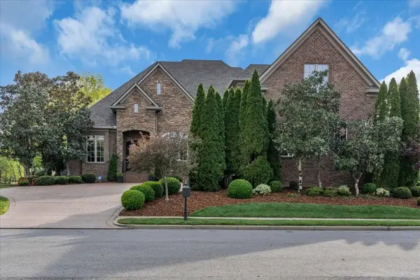 1055 Litchfield Pl, Gallatin, TN 37066