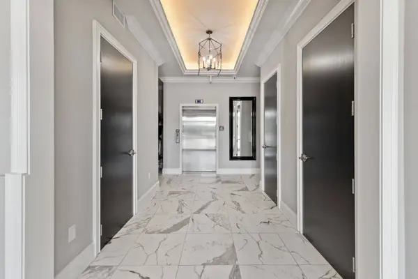 1024 Club View Dr #F202, Gallatin, TN 37066