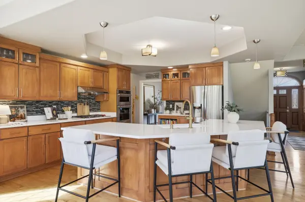 N65W12842 Crimson Ct, Menomonee Falls, WI 53051-0512