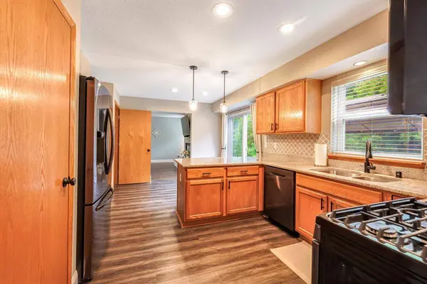 2323 N University Ave, Waukesha, WI 53188