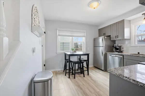 3261 N 86th St, Milwaukee, WI 53222