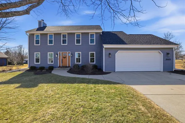 W141N10625 Wooded Hills Dr, Germantown, WI 53022