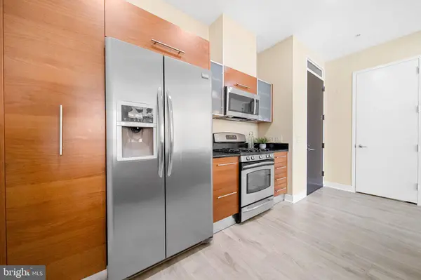 12025 NEW DOMINION PKWY #204, Reston, VA 20190