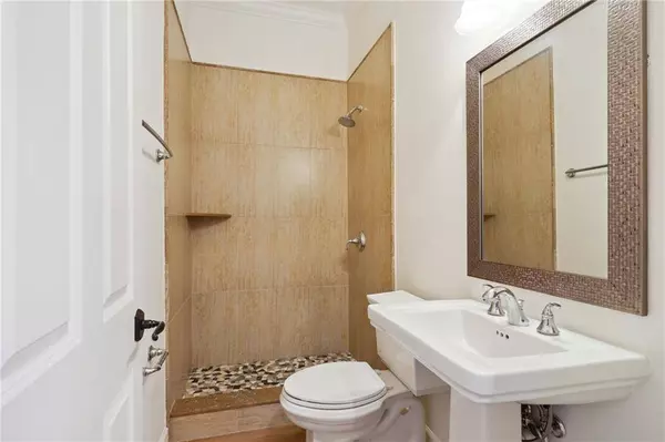 826 TOURO ST #5, New Orleans, LA 70116