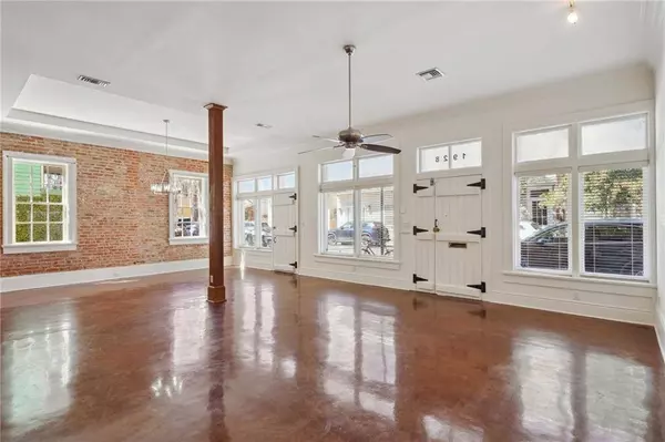 1928 BURGUNDY ST #1928, New Orleans, LA 70116