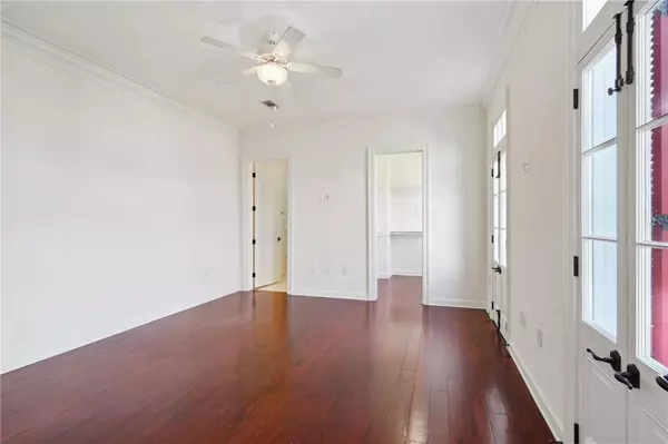 826 TOURO ST #5, New Orleans, LA 70116