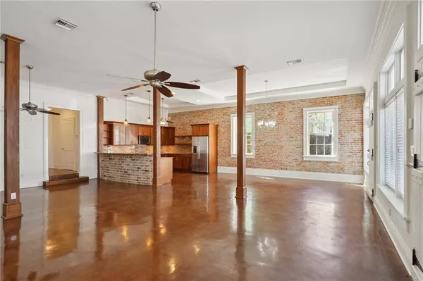 1928 BURGUNDY ST #1928, New Orleans, LA 70116