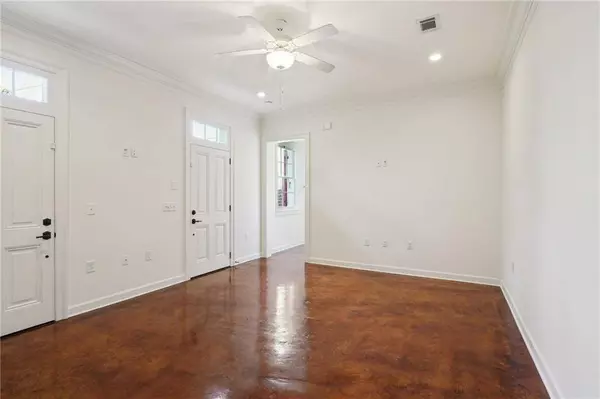 826 TOURO ST #5, New Orleans, LA 70116