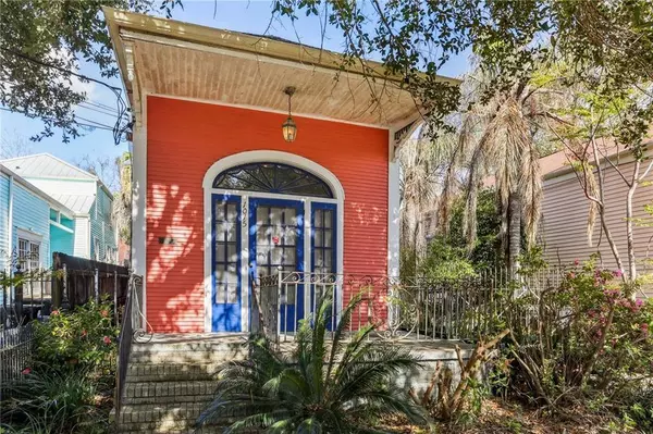 1015 N RENDON ST, New Orleans, LA 70119