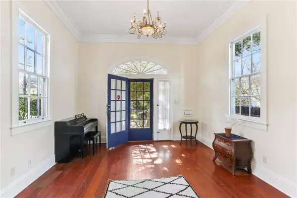 1015 N RENDON ST, New Orleans, LA 70119