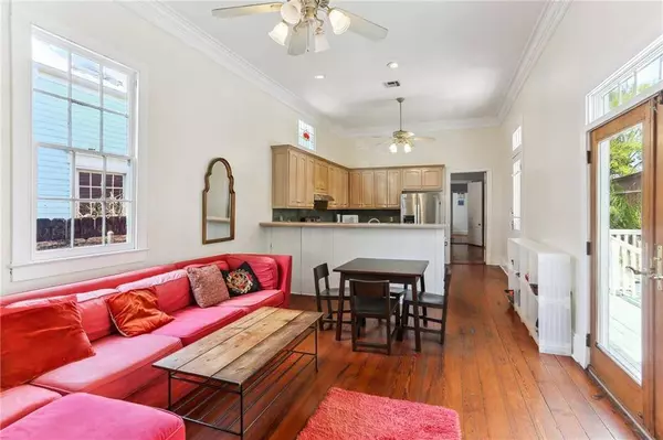 1015 N RENDON ST, New Orleans, LA 70119