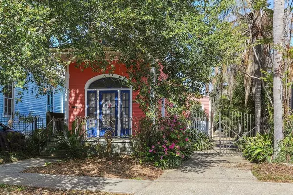 1015 N RENDON ST, New Orleans, LA 70119