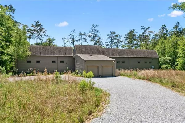 72085 KUSTENMACHER RD, Abita Springs, LA 70420