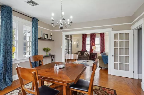 2824 CALHOUN ST, New Orleans, LA 70118