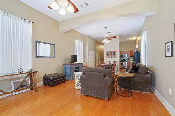 215 N RENDON ST, New Orleans, LA 70119