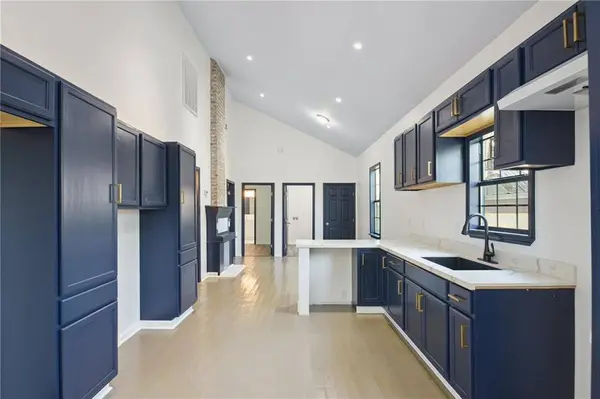 2411 REPUBLIC ST, New Orleans, LA 70119