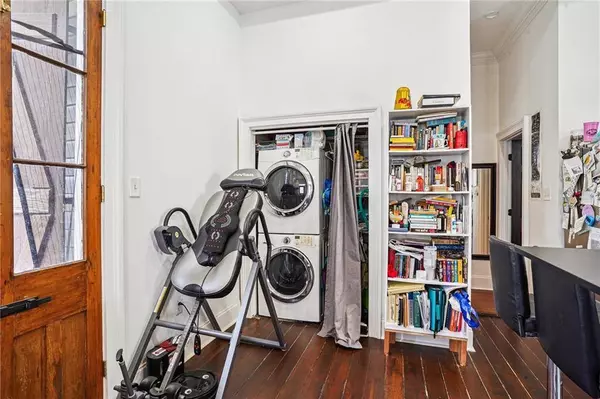 3060 ROYAL ST, New Orleans, LA 70117