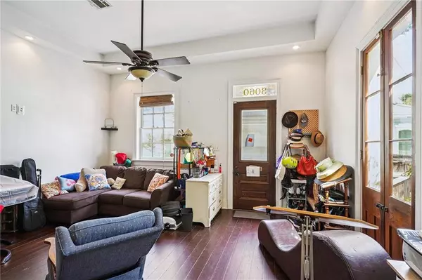 3060 ROYAL ST, New Orleans, LA 70117