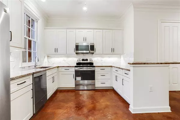 826 TOURO ST #2, New Orleans, LA 70116