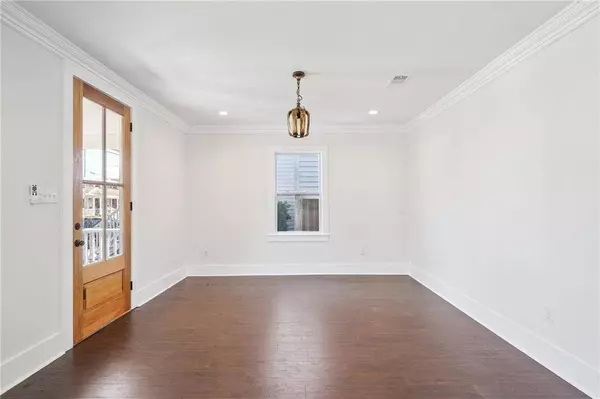 4634 WILLOW ST, New Orleans, LA 70115