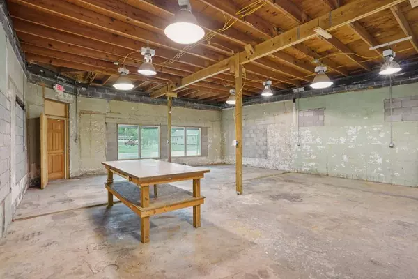 5700 ST CLAUDE AVE, New Orleans, LA 70117