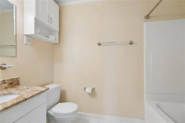 9817 HAWTHORNE AVE, River Ridge, LA 70123