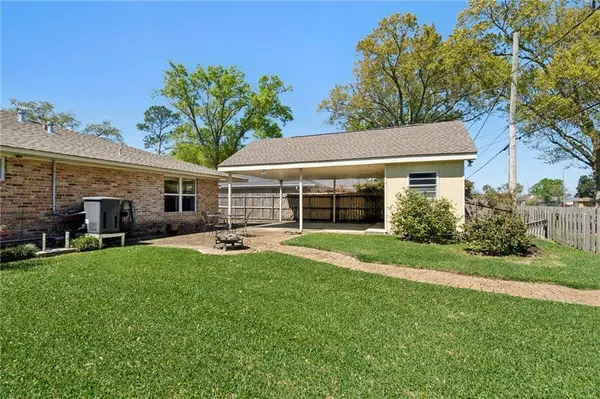 9817 HAWTHORNE AVE, River Ridge, LA 70123