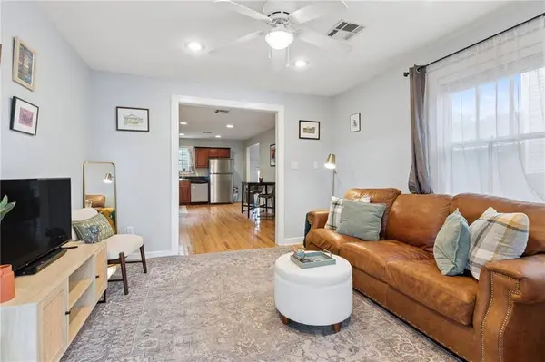 4628 FRENCHMEN ST, New Orleans, LA 70122