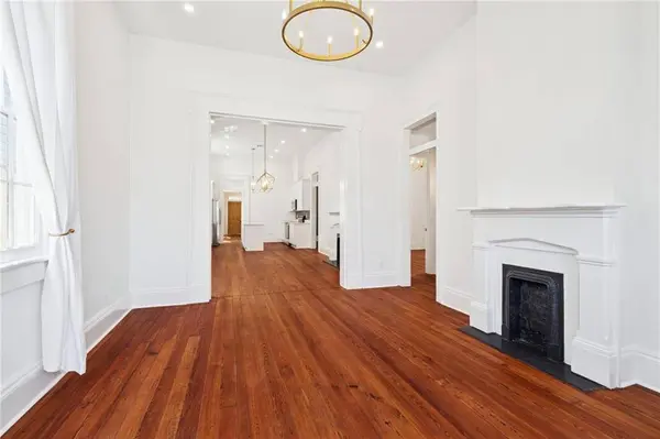 2404 ST CLAUDE AVE, New Orleans, LA 70117