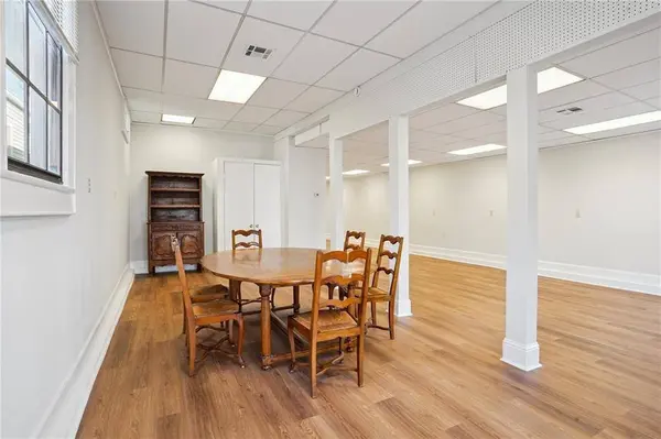 4705 IBERVILLE ST, New Orleans, LA 70119